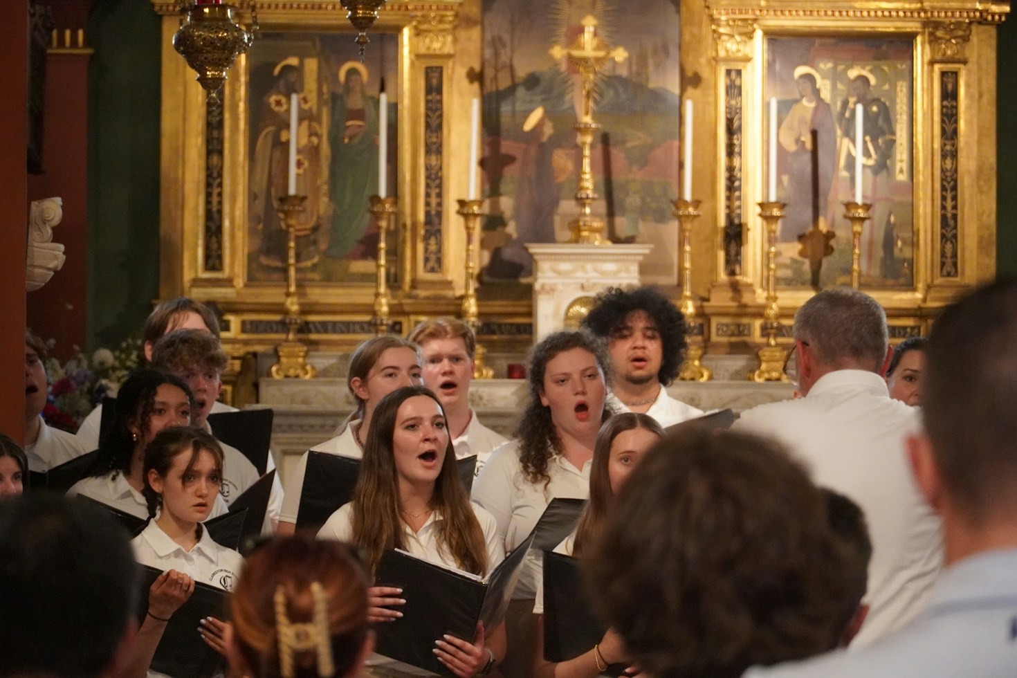 Muzyka sakralna dawniej i dziś: jak zmieniał się nasz repertuar